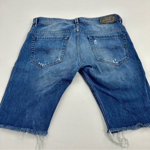 DIESEL Men’s Thavar Slim Skinny Classic Wash Blue Jean Cut‎ Off Shorts Jorts 31 - Picture 11 of 12